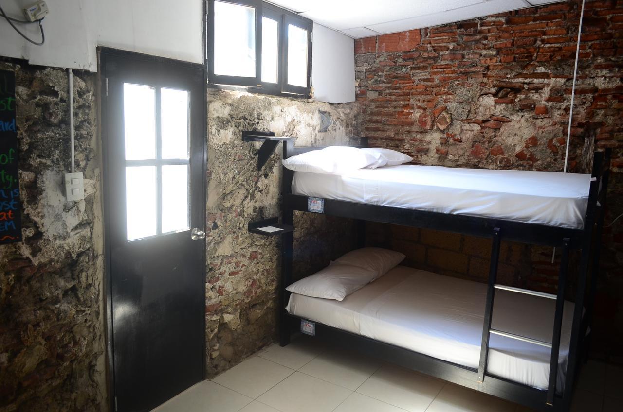 Volunteer By Fem Hostel Cartagena